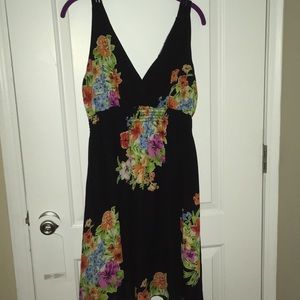 Plus Sleeveless Flowered Dress